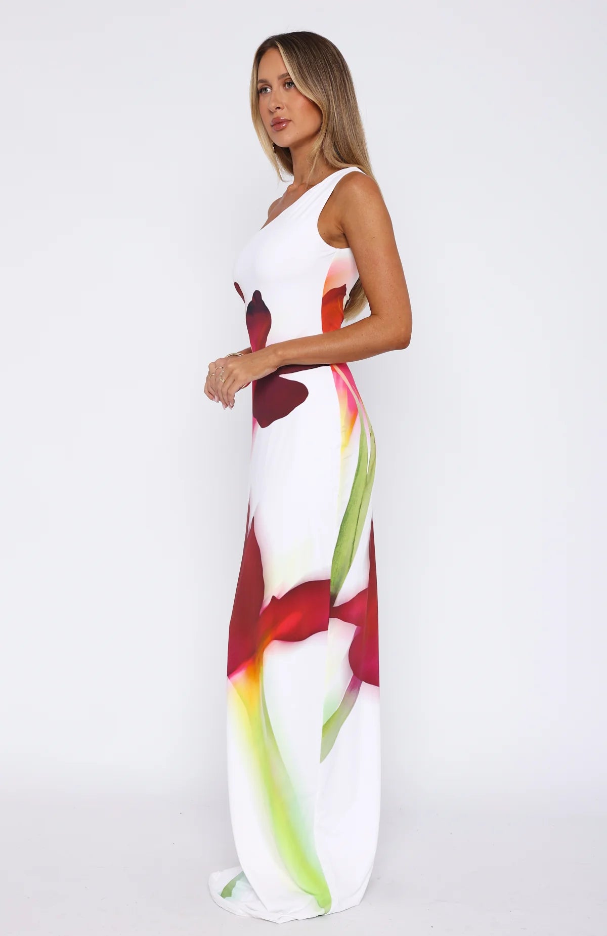 Einschultriges Maxikleid mit Blumenmuster in Weiß