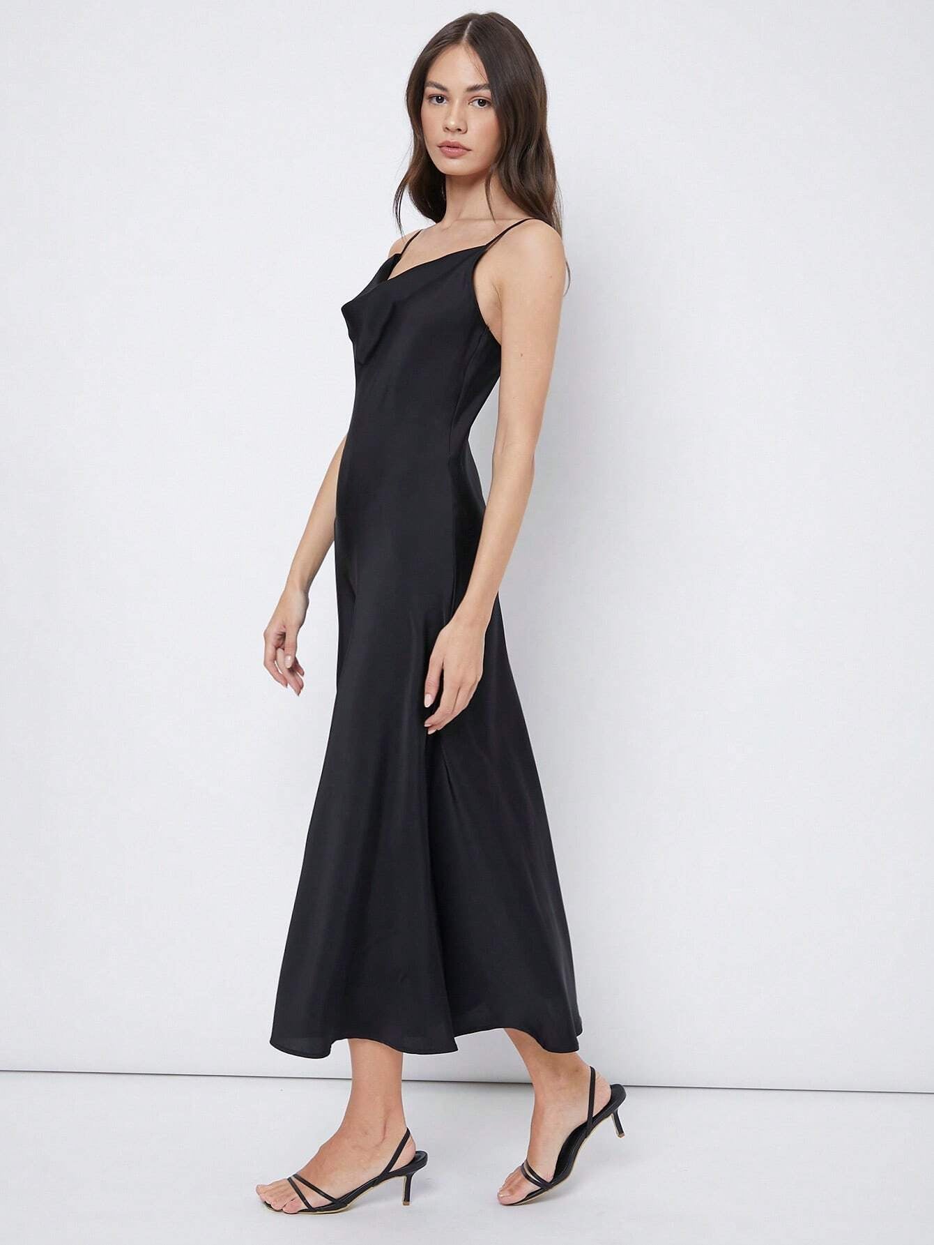 Maxikleid aus Satin